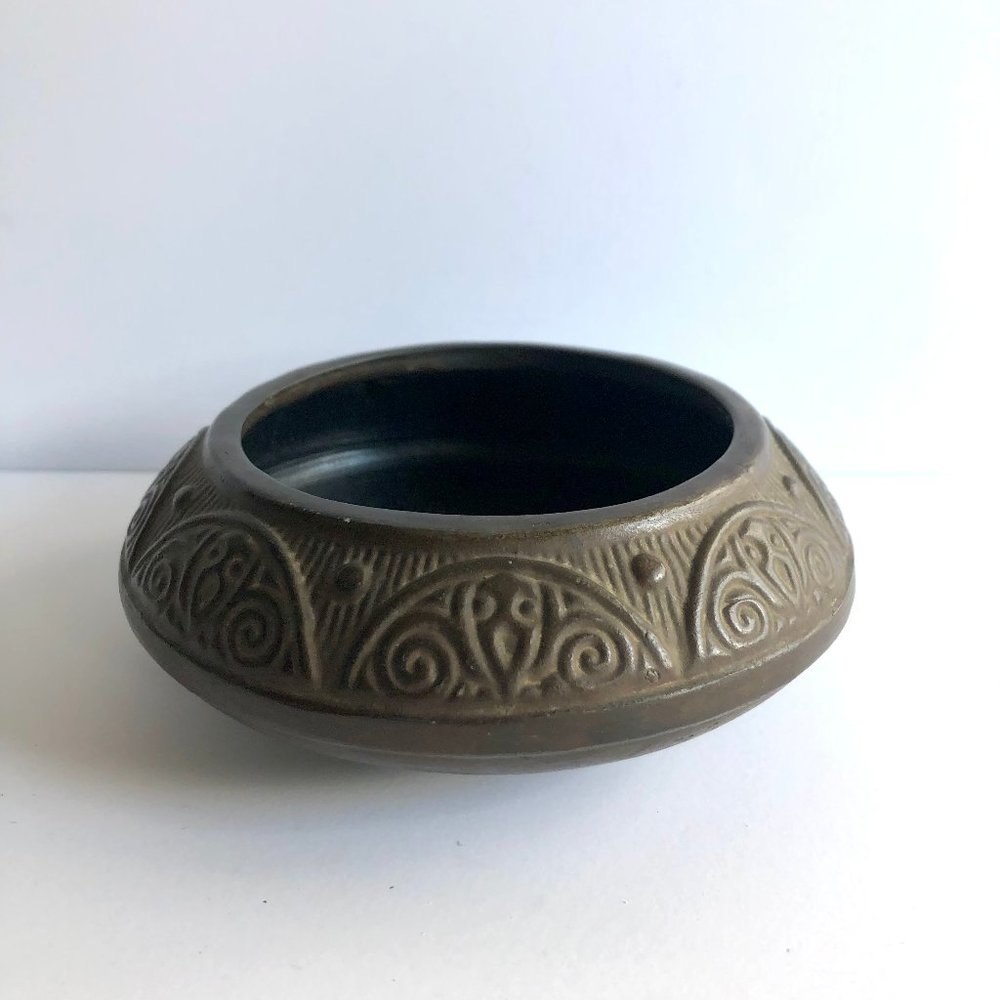 Vintage 30s Tokanabe Pottery Japanese Bonsai Dish Footed Embossed Planter Bowl